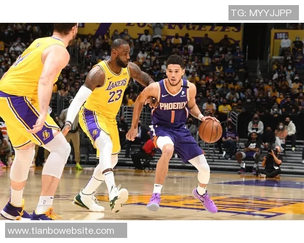 克莱三分表现平平仅得13分下半场未能得分球队双加时遗憾落败