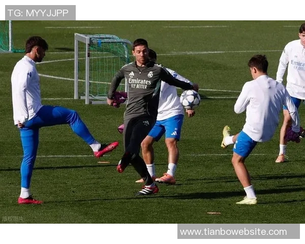 皇马客战奥林匹亚科斯面临人员危机中后卫仅剩阿森西奥出战 皇马客战奥林匹亚科斯面临人员危机中后卫仅剩阿森西奥出战