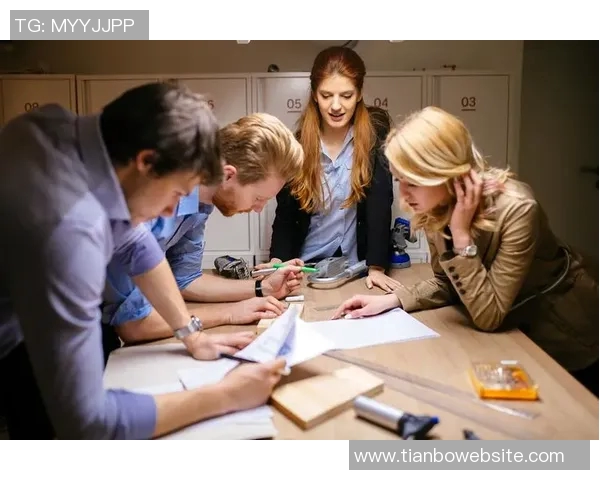 国米积极洽谈引进哈伊杜克18岁中卫姆拉契奇球员已表示愿意加盟 国米积极洽谈引进哈伊杜克18岁中卫姆拉契奇球员已表示愿意加盟