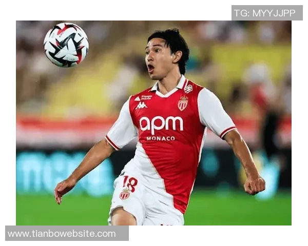 南野拓实打入制胜球荣膺摩纳哥对阵巴黎全场最佳球员 南野拓实打入制胜球荣膺摩纳哥对阵巴黎全场最佳球员