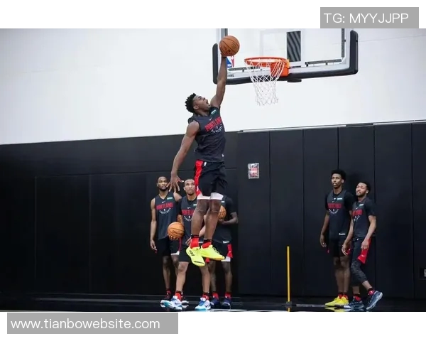 布兰登米勒表现出色19投8中罚球10中7贡献25分7助攻助力球队胜利